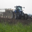 Planting efforts slow to start in Illinois due to cold