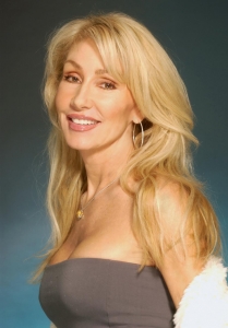 Author Linda Thompson. Photo credit: Harry Langdon.