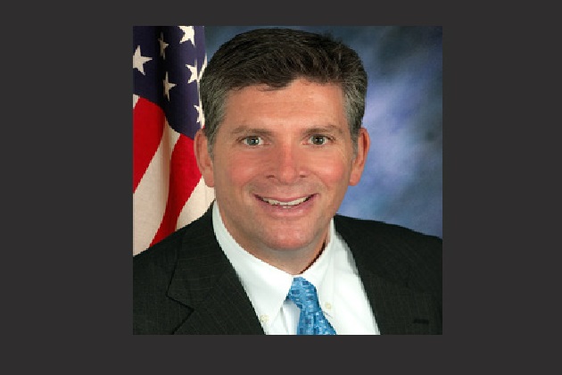 U.S. Rep. Darin LaHood said it will take time to replace Obamacare. (WJBC file photo)